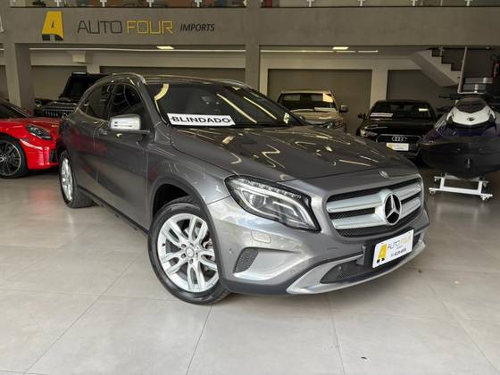 MERCEDES-BENZ GLA 200 1.6 CGI ADVANCE 16V TURBO FLEX 4P AUTOMÁTICO